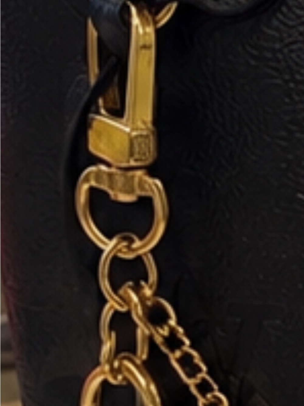 Louis Vuitton Pink, Brown and Gold Monogram Charm Key chain. - Picture 5 of 5
